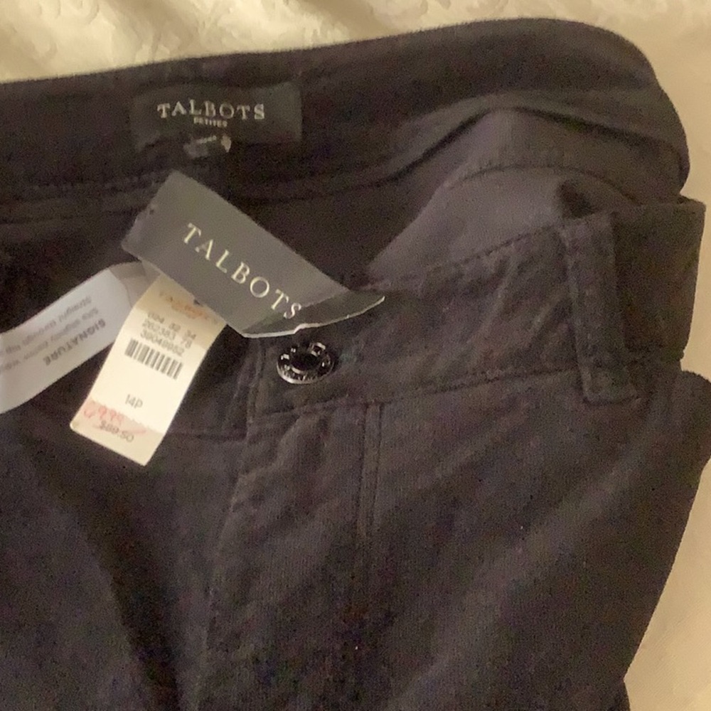 Very nice looking pants . They are like a crushed velvet.